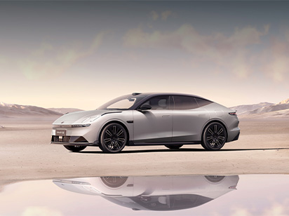 Lynk & Co 10 EM-P Launches with Competitive Pricing and Advanced Features