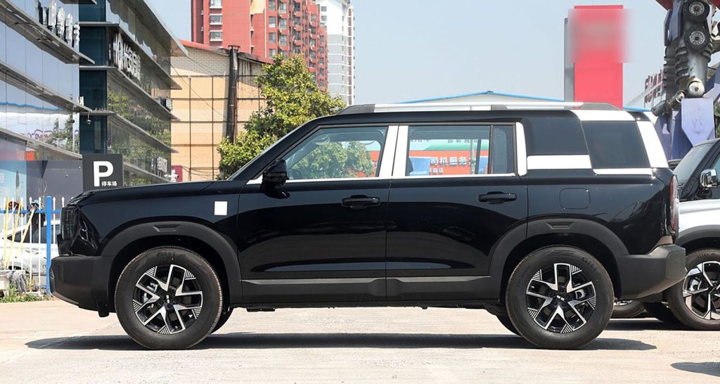 Beijing BJ30 (6)