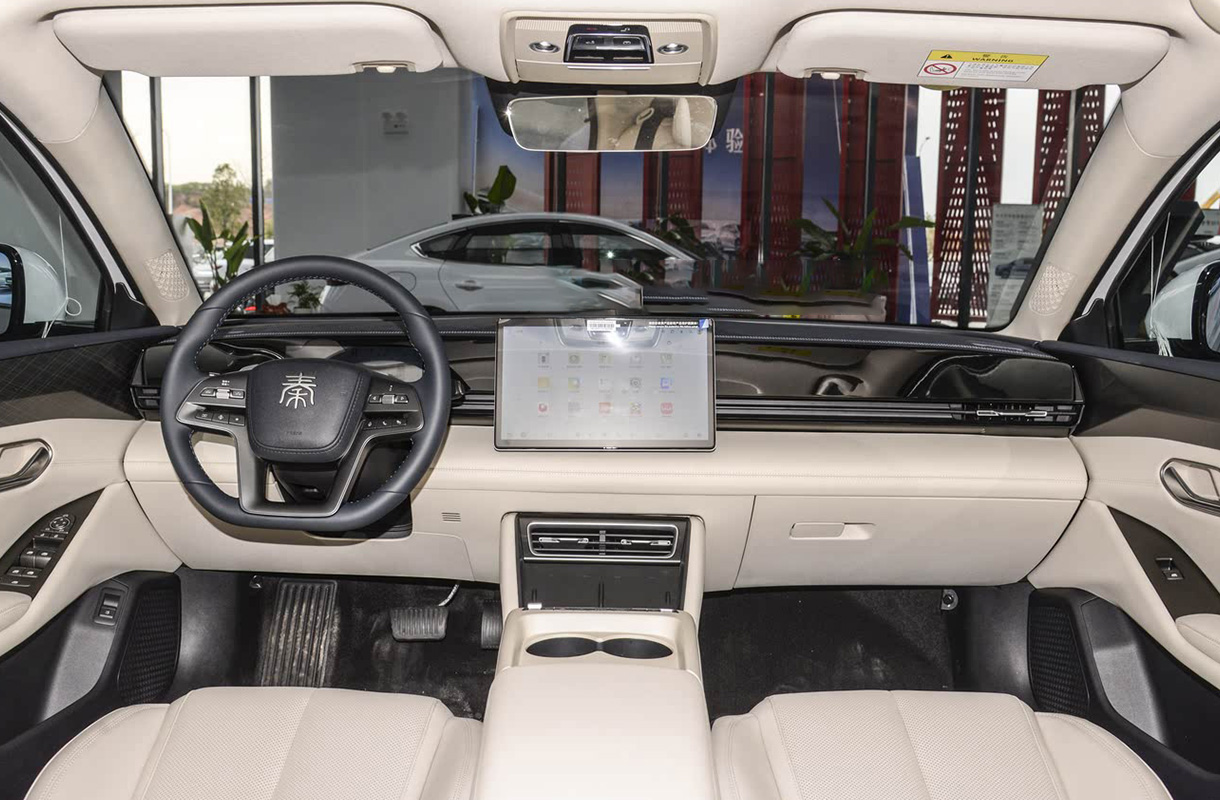 BYD Qin L(9)