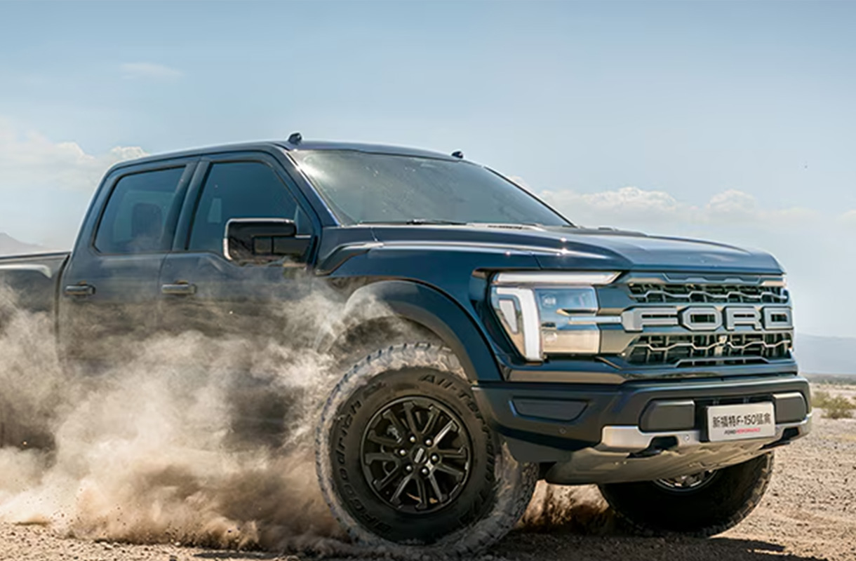 Ford F-150 Raptor(13）