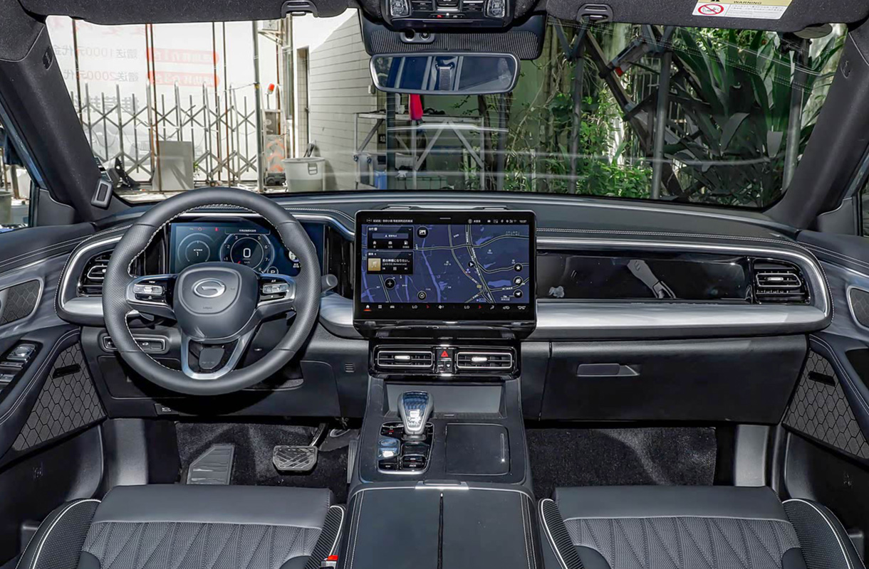 GAC Trumpchi GS8 (14)