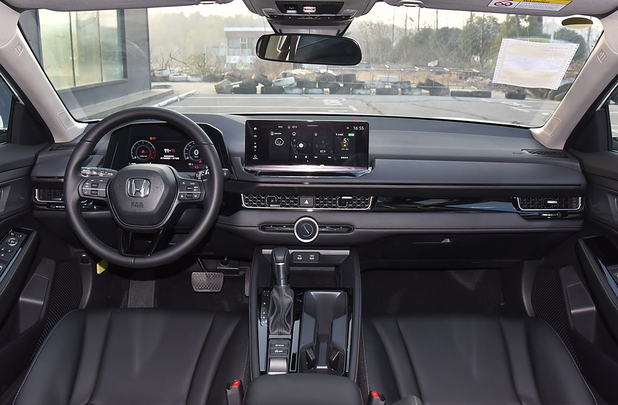 Honda Inspire-9