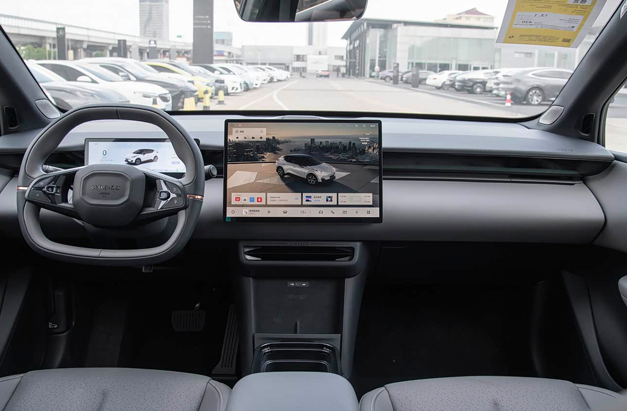 Lynk & Co Z20-9