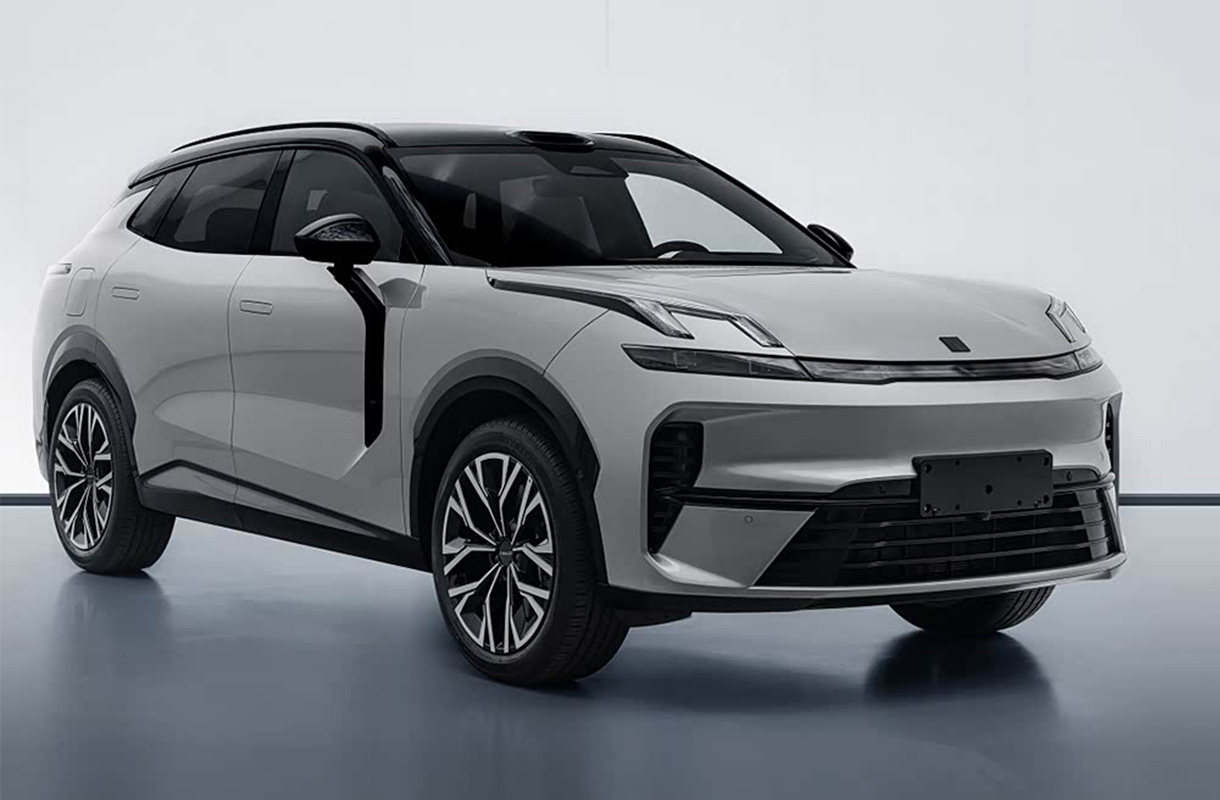 Lynk&Co 08 EM-P(8)