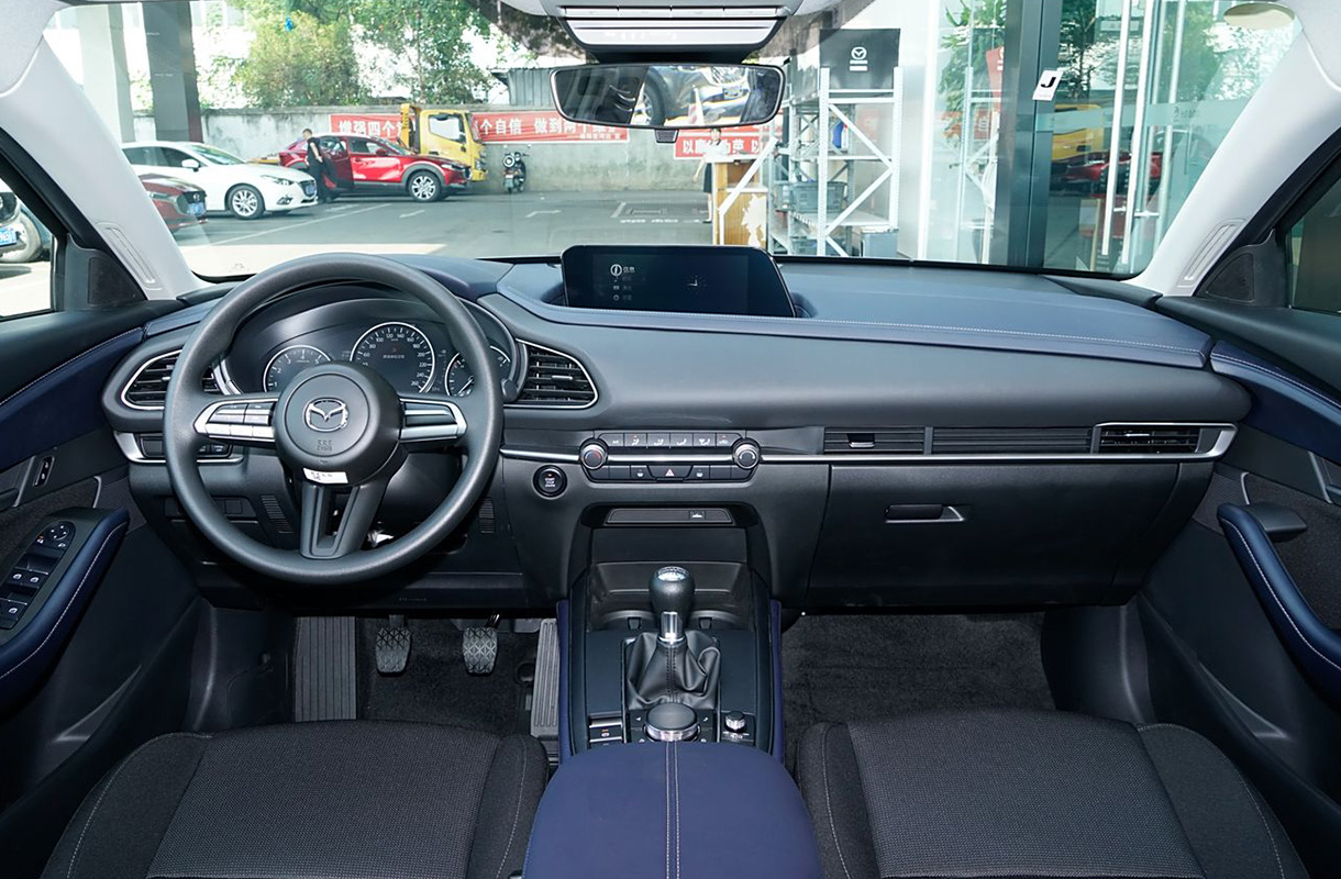 Mazda CX-30-9