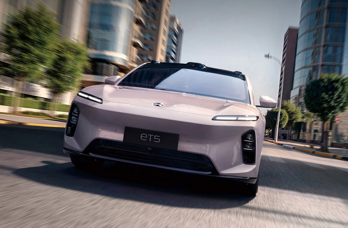 NIO ET5-8
