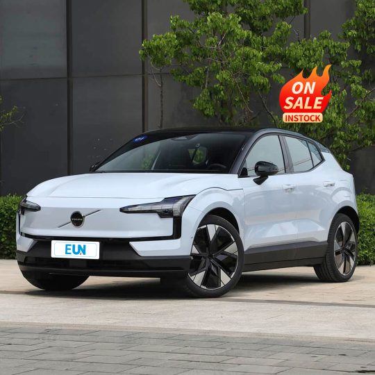 Volvo EX30 2025
